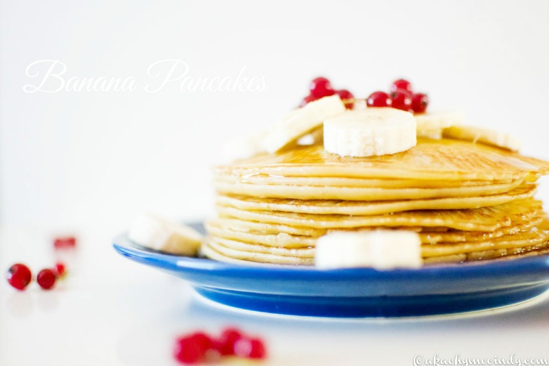 Eats / Banana Pancakes Recipe