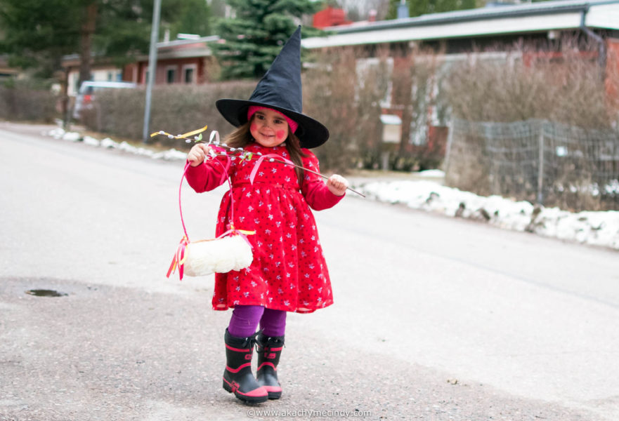 Finnish Easter Witches / Hyvää Pääsiäistä Kaikille